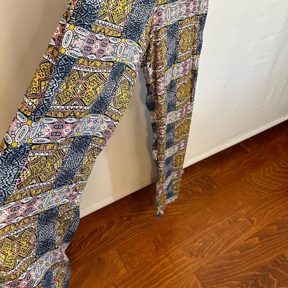 Xhilaration Womens Jumpsuit Romper Sleeveless Backless Tie Elastic Top Sz XS/TP - Picture 2 of 16